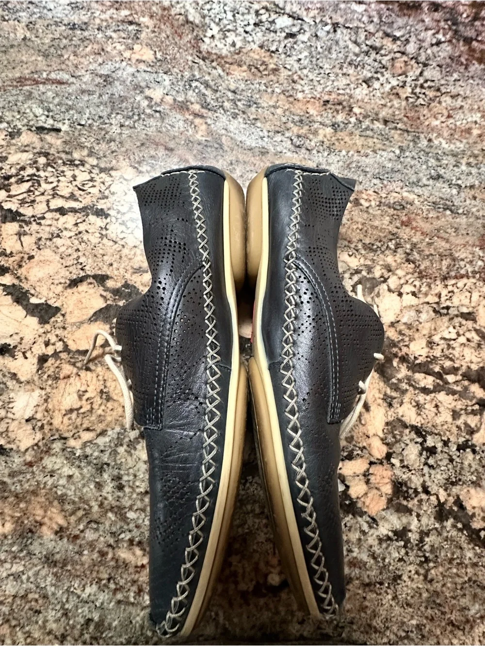 PIKOLINOS Navy Leather Perforated Lace-Up Oxfords with Cream Laces